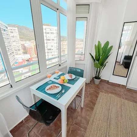 Cozy & Bright Flat Centre Διαμέρισμα